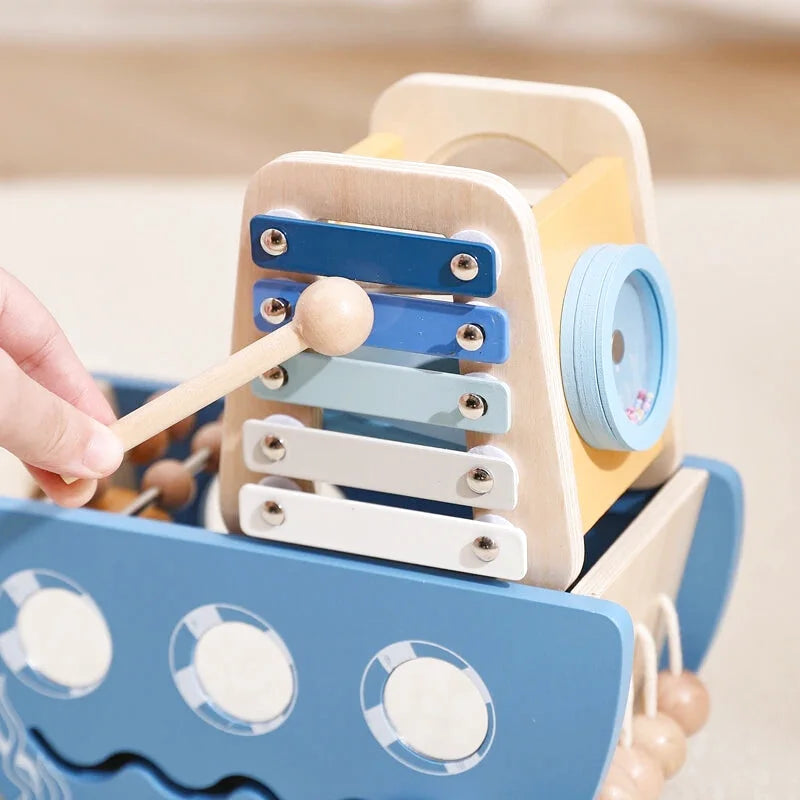 Cube d'Activités en Bois en Forme de Bateau - Les Petits Bois