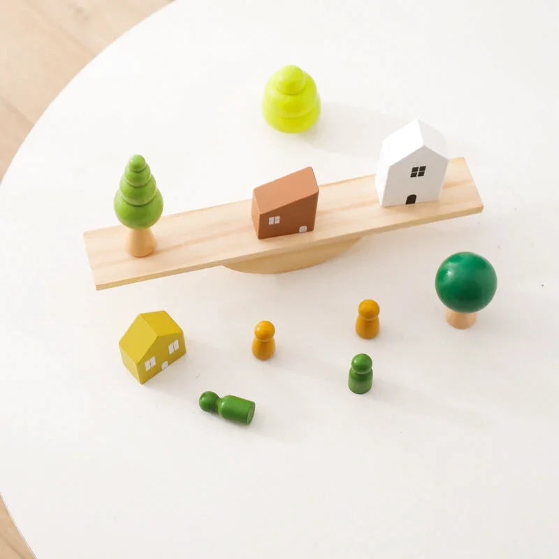 Planches d'équilibres avec Figurines en Bois - Les Petits Bois